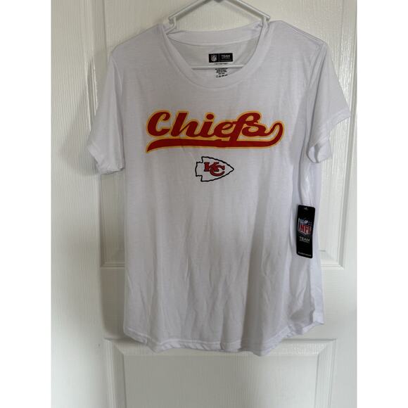 Kansas City Chiefs Women's V-Neck Short Sleeve T-Shirt NFL Licensed, Size L - Picture 2 of 7